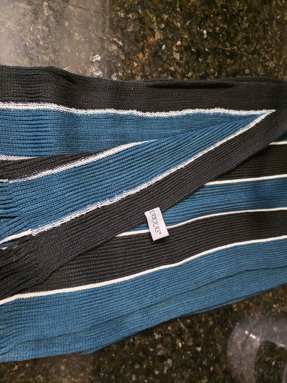 Scarf - Picture 4 of 5